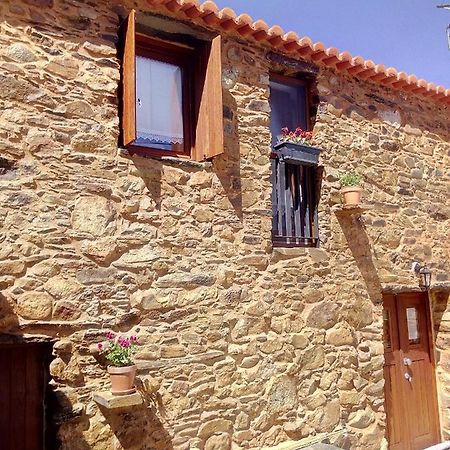 Willa Refugio Do Raposo/Casa Deneb Montes da Senhora Zewnętrze zdjęcie