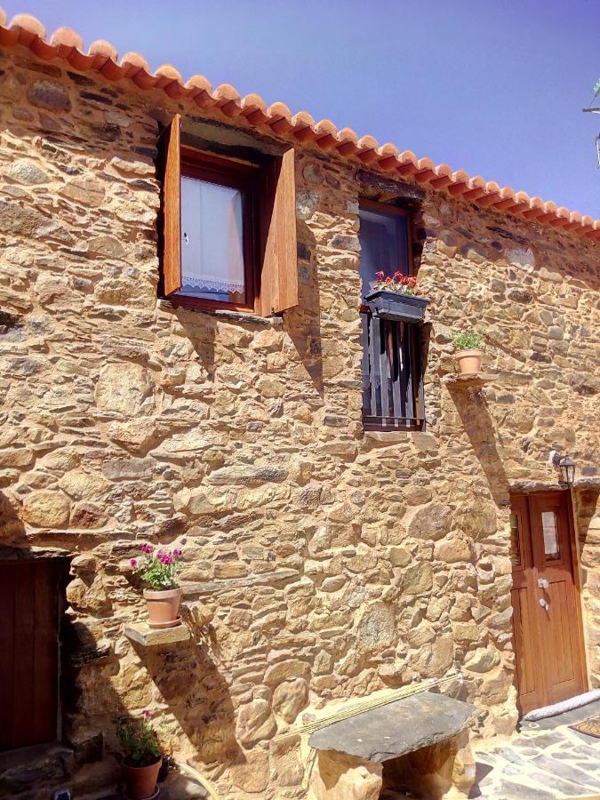 Willa Refugio Do Raposo/Casa Deneb Montes da Senhora Zewnętrze zdjęcie