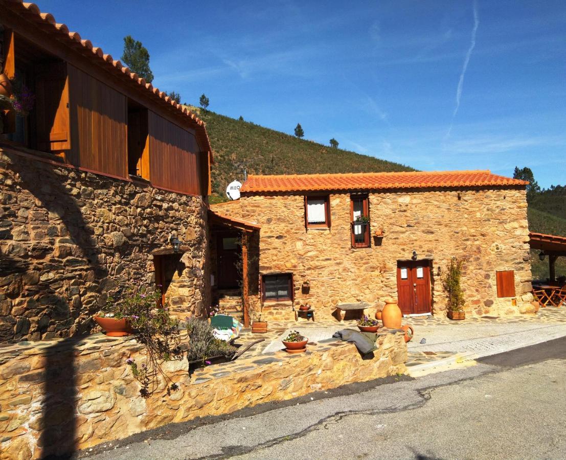 Willa Refugio Do Raposo/Casa Deneb Montes da Senhora Zewnętrze zdjęcie